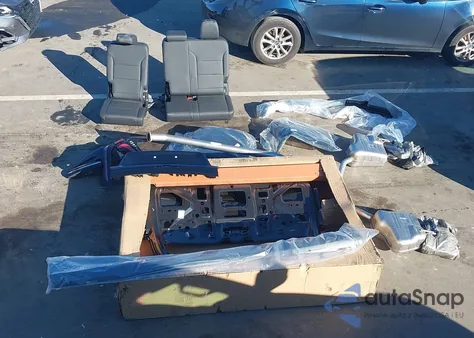 2025 Chevrolet Traverse Fwd Lt из США, поврежденный, VIN 1GNERGRS3SJ154120